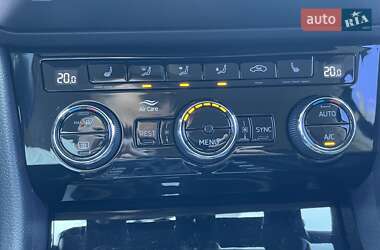 Лифтбек Skoda Superb 2018 в 