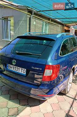 Универсал Skoda Superb 2011 в 