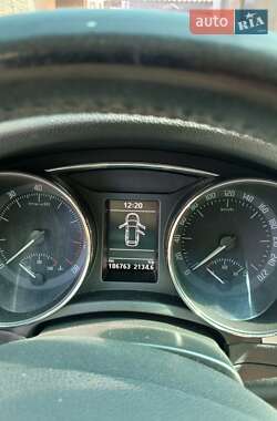 Универсал Skoda Superb 2011 в 