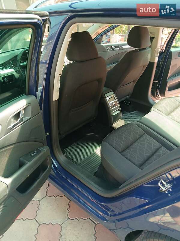 Универсал Skoda Superb 2011 в Одессе
