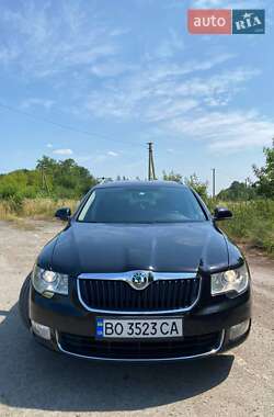 Универсал Skoda Superb 2012 в 