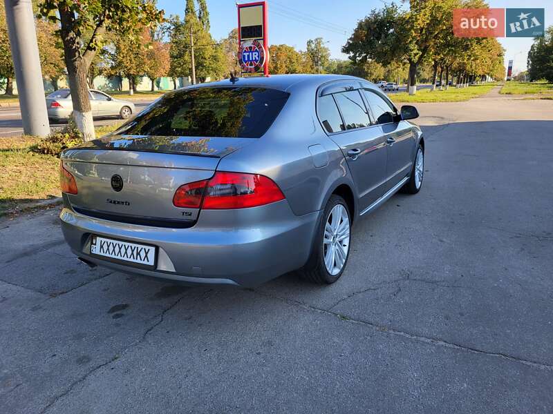 Лифтбек Skoda Superb 2010 в Харькове