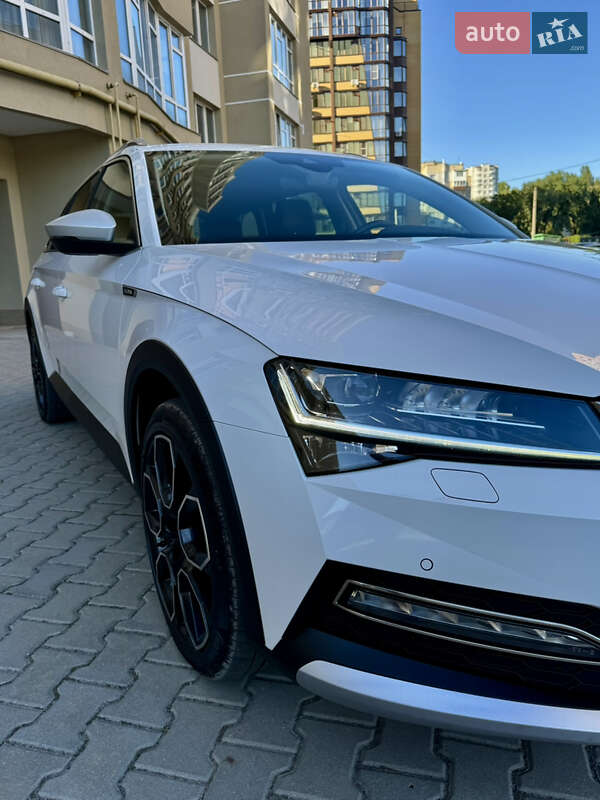 Універсал Skoda Superb 2020 в Хмельницькому