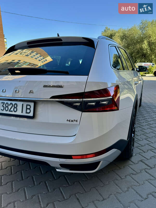 Універсал Skoda Superb 2020 в Хмельницькому