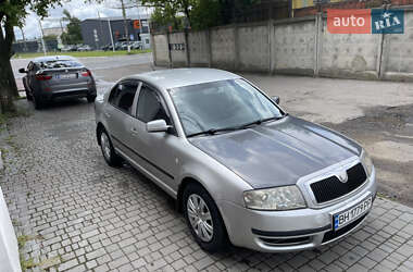 Лифтбек Skoda Superb 2005 в 