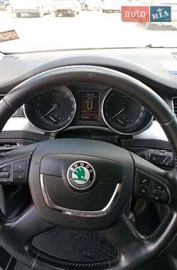 Универсал Skoda Superb 2013 в 