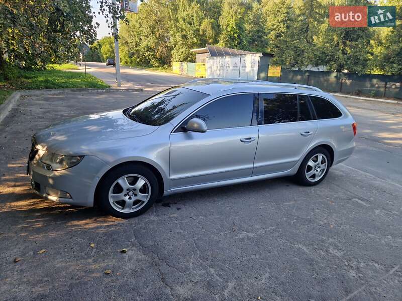 Универсал Skoda Superb 2010 в Львове фото 7 Универсал Skoda Superb 2010 в Львове