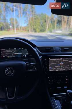 Универсал Skoda Superb 2018 в 