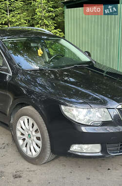 Универсал Skoda Superb 2012 в 
