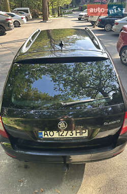 Універсал Skoda Superb 2012 в Ужгороді