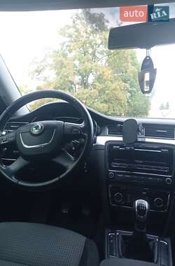 Универсал Skoda Superb 2010 в 