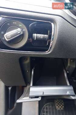 Универсал Skoda Superb 2010 в 