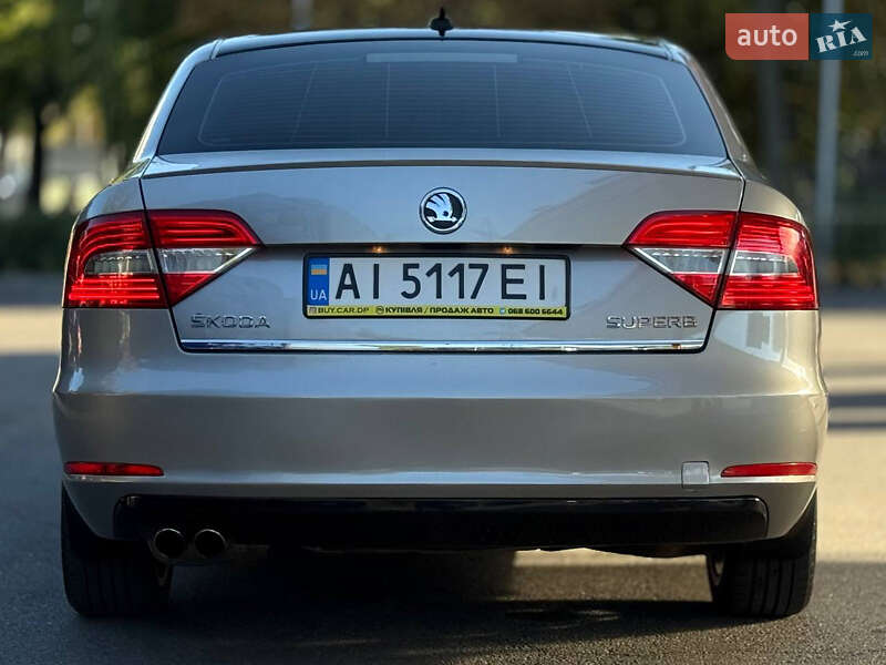 Лифтбек Skoda Superb 2013 в Днепре