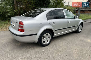 Лифтбек Skoda Superb 2007 в 