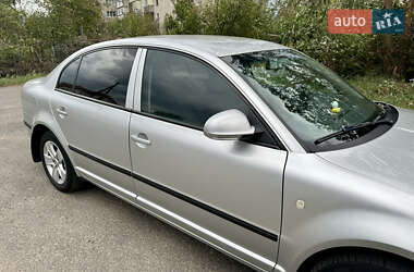 Лифтбек Skoda Superb 2007 в 