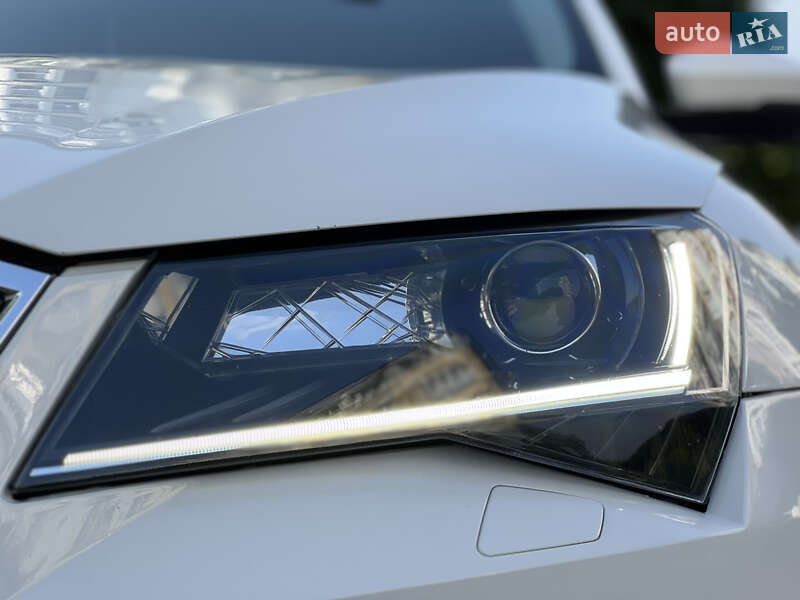 Универсал Skoda Superb 2018 в Ивано-Франковске