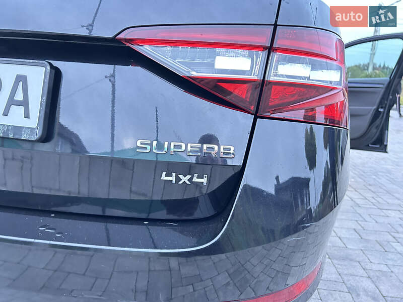 Универсал Skoda Superb 2016 в Львове