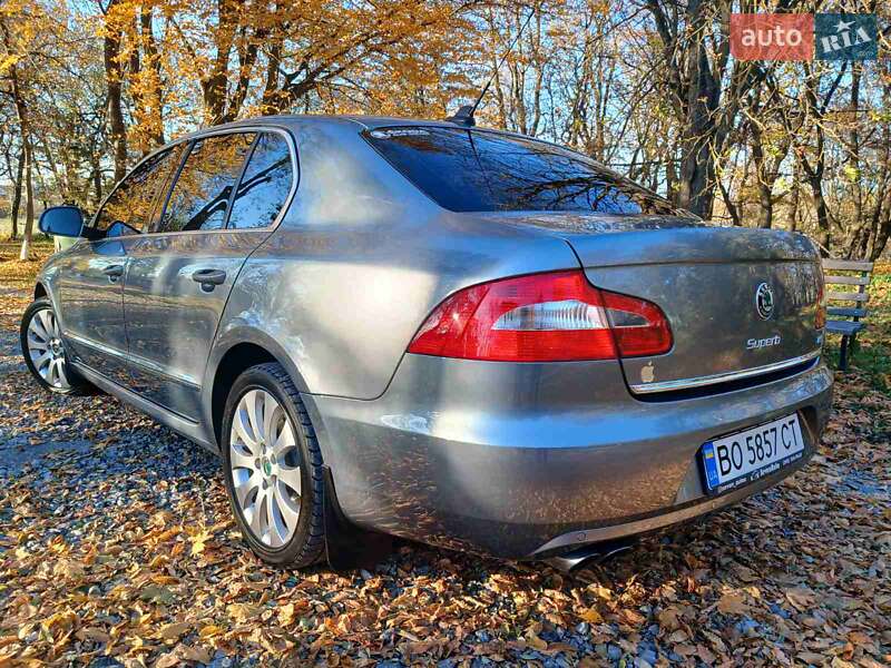 Лифтбек Skoda Superb 2009 в Тернополе