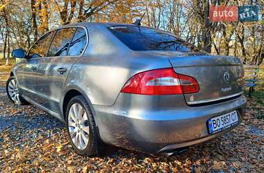 Лифтбек Skoda Superb 2009 в 