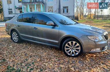 Лифтбек Skoda Superb 2009 в Тернополе