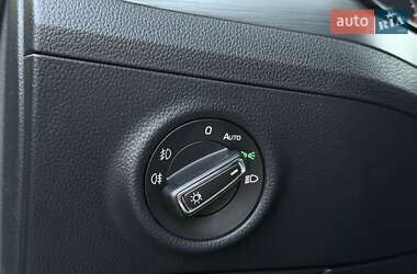 Лифтбек Skoda Superb 2015 в 