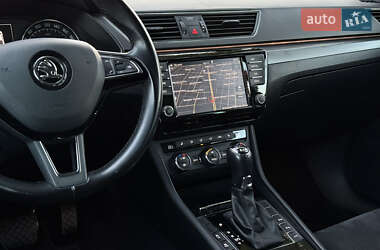 Лифтбек Skoda Superb 2015 в 