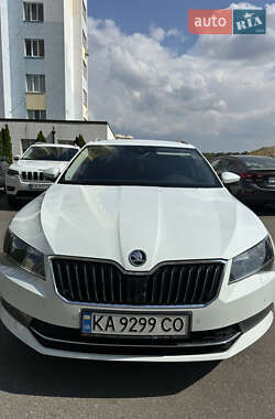 Універсал Skoda Superb 2017 в 