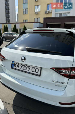 Універсал Skoda Superb 2017 в 