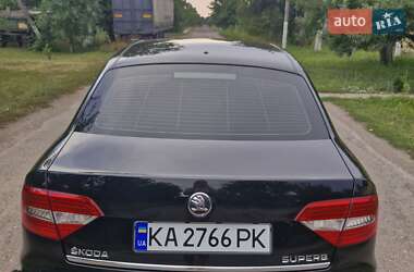 Лифтбек Skoda Superb 2013 в 
