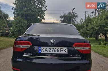 Лифтбек Skoda Superb 2013 в 