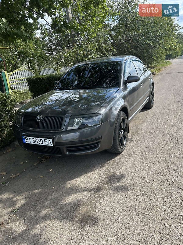 Skoda Superb 2002
