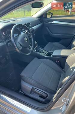 Лифтбек Skoda Superb 2018 в 