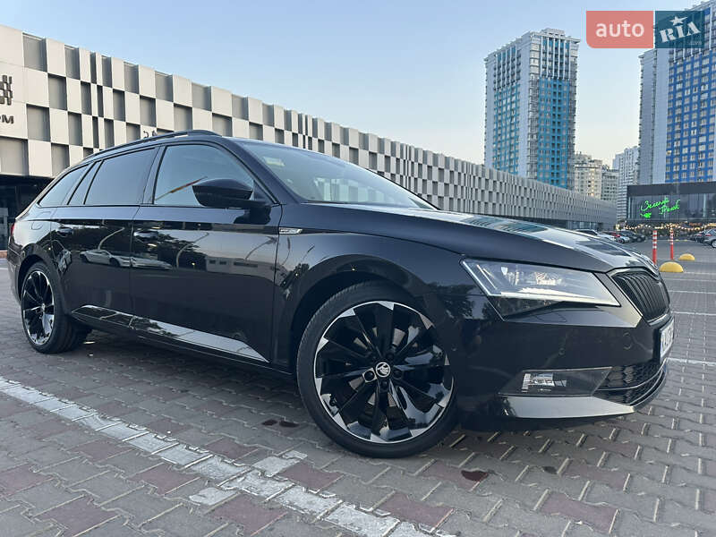 Универсал Skoda Superb 2018 в 