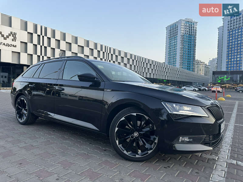 Универсал Skoda Superb 2018 в Киеве