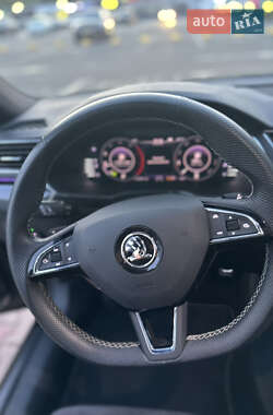 Универсал Skoda Superb 2018 в 