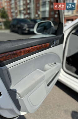 Лифтбек Skoda Superb 2013 в 