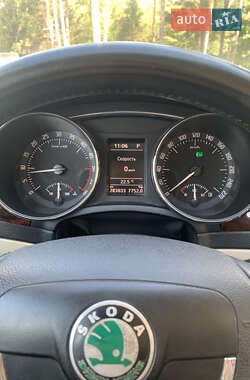 Лифтбек Skoda Superb 2009 в 