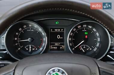 Универсал Skoda Superb 2012 в 