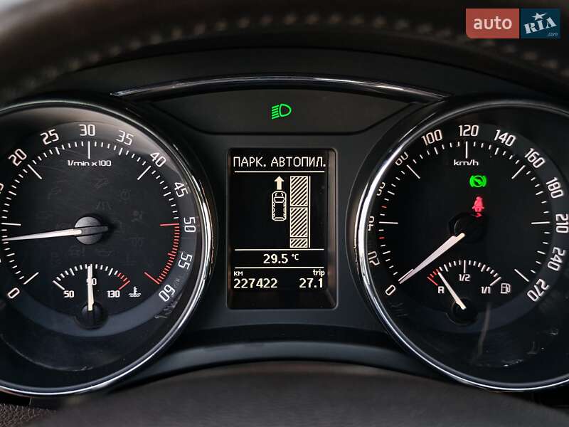 Універсал Skoda Superb 2012 в Луцьку фото 40 Універсал Skoda Superb 2012 в Луцьку