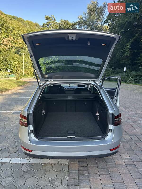 Універсал Skoda Superb 2016 в Заліщиках