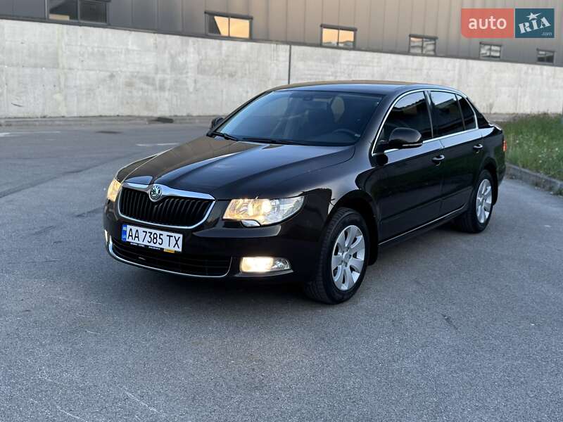 Лифтбек Skoda Superb 2012 в Киеве фото 9 Лифтбек Skoda Superb 2012 в Киеве