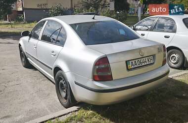 Лифтбек Skoda Superb 2007 в 