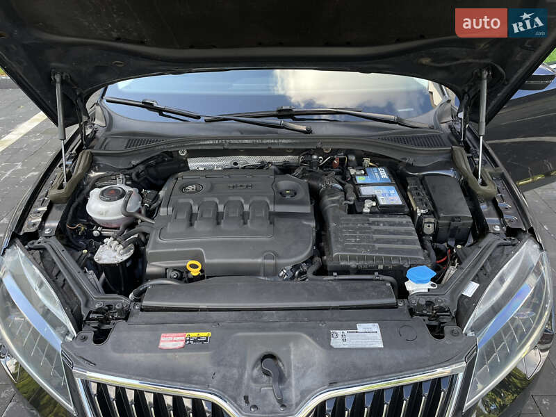 Универсал Skoda Superb 2017 в Сваляве
