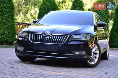 Лифтбек Skoda Superb 2017 в 