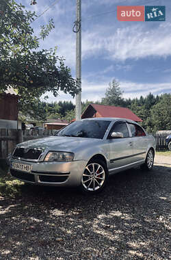 Лифтбек Skoda Superb 2002 в Ивано-Франковске