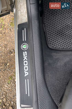 Лифтбек Skoda Superb 2002 в 