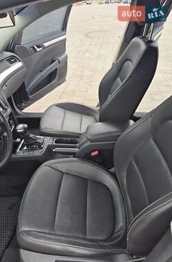 Лифтбек Skoda Superb 2012 в 