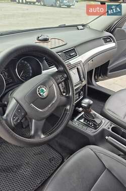 Лифтбек Skoda Superb 2012 в 
