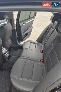 Лифтбек Skoda Superb 2012 в 