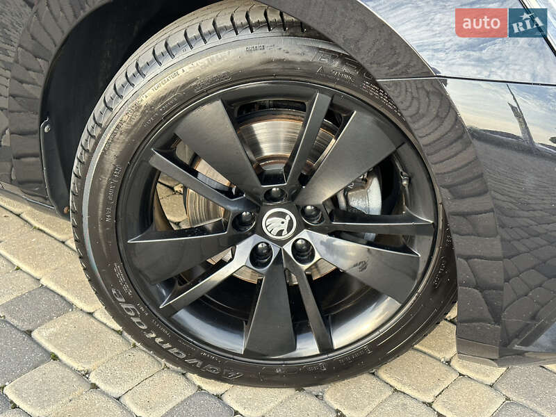 Лифтбек Skoda Superb 2021 в Мукачево